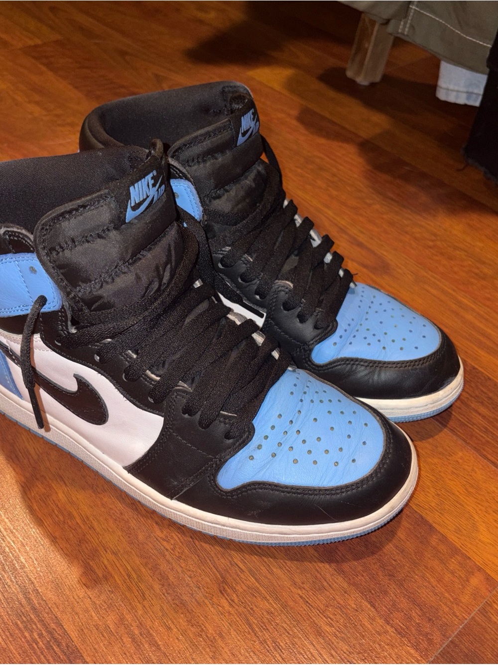 Nike Men’s Jordan 1 High - Black/Blue/White